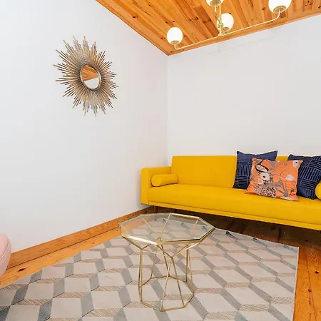 River View 1bdr In Alfama Close To Tram דירה ליסבון